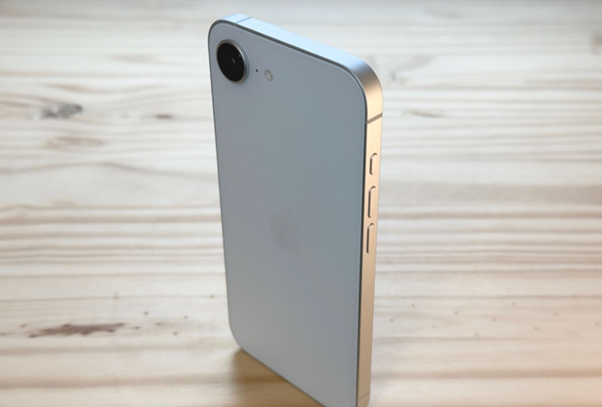 hình iphone 16e